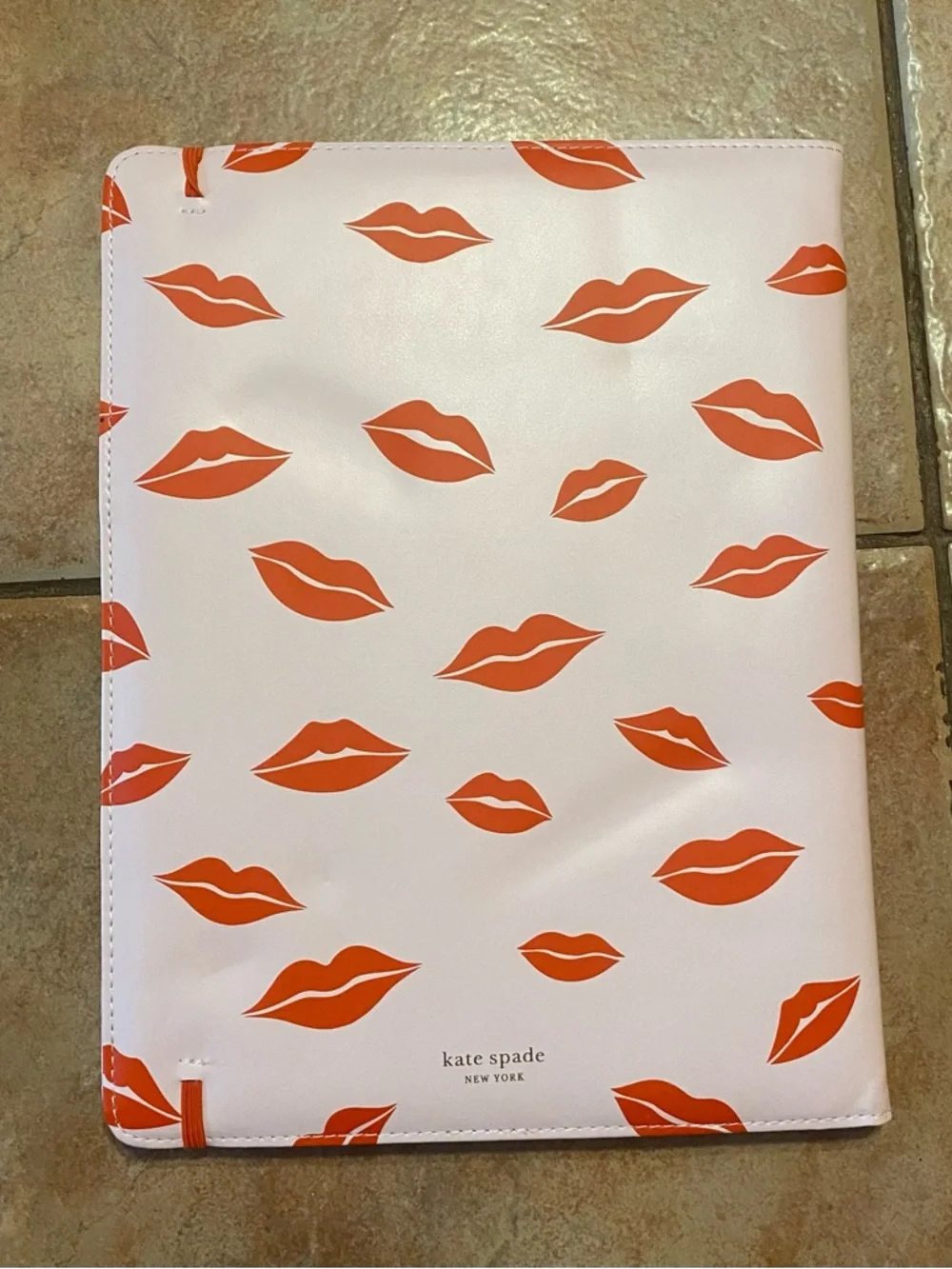 Kate Spade New York Lips Notepad Folio New❣️💋💋💋